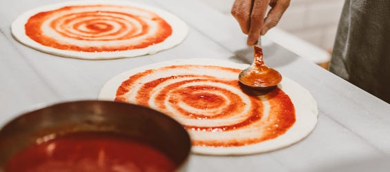 Pizzasauce selber machen – Einfaches Rezept wie in Italien