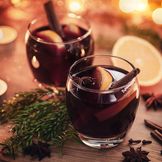 Napoje alkoholowe, wino musujące, wino oraz inne produkty świąteczne
