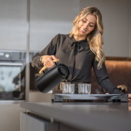 guzzini Carafe Isotherme 1L Riviera 63 - Black