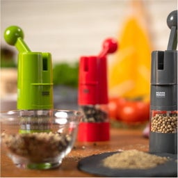 Kuhn Rikon Macinaspezie Rachet Grinder