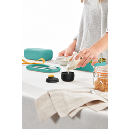 Lékué To Go Dressing & Sauce Container