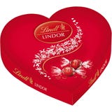 Lindt LINDOR Heart Box Milk Chocolate