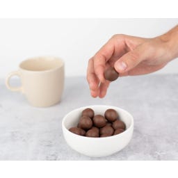Vilgain Organic Rice Chocoballs - Milk Choco