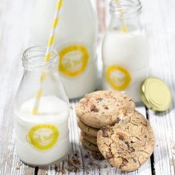 Kilner Szklana butelka na mleko z zakrętką